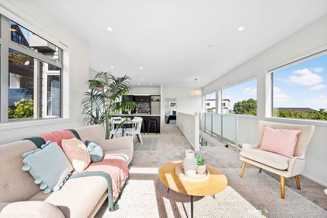 Photo of property in 2 Lakshmi Place, Khandallah, Wellington, 6035