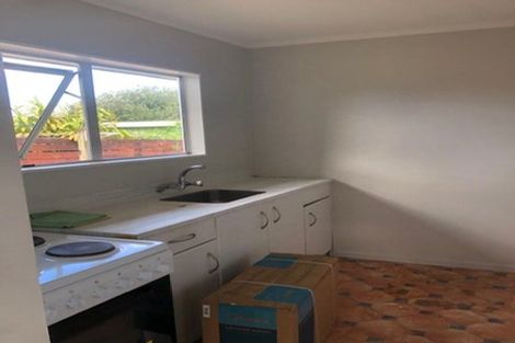 Photo of property in 1/59 Archibald Road, Kelston, Auckland, 0602