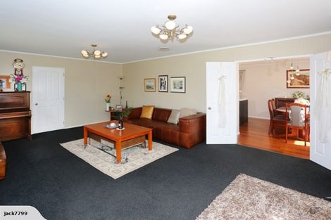 Photo of property in 3 Glenross Drive, Wattle Downs, Auckland, 2103