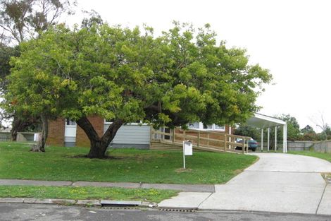 Photo of property in 10 Bede Place, Mangere, Auckland, 2022