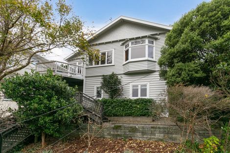 Photo of property in 4 Curtis Street, Northland, Wellington, 6012