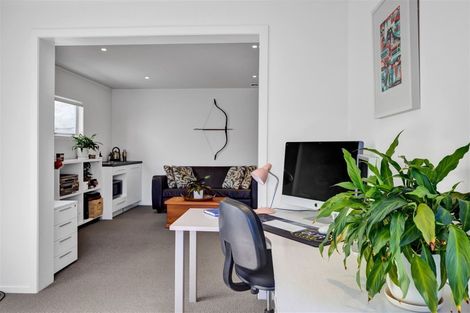 Photo of property in 26 Mclean Street, Strandon, New Plymouth, 4312