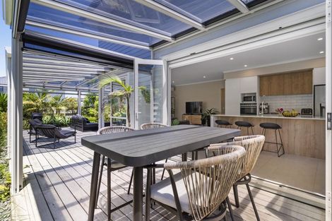 Photo of property in 23 Kukuwai Avenue, Red Beach, 0932