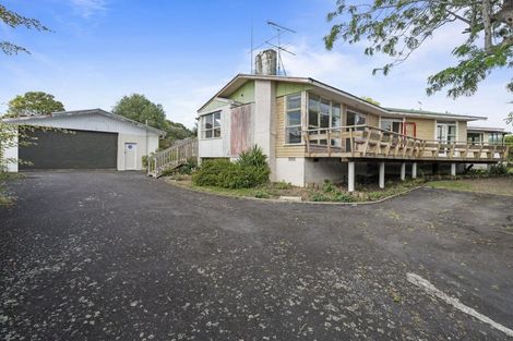 Photo of property in 13 Ennis Avenue, Pakuranga Heights, Auckland, 2010
