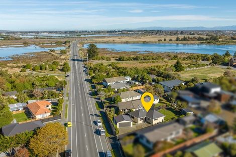 Photo of property in 102 Bridge Street, New Brighton, Christchurch, 8061