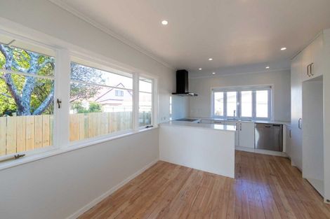 Photo of property in 9b Lawrence Street, Otane, 4202