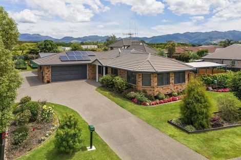 Photo of property in 2 Bransley Grove, Katikati, 3129