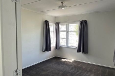 Photo of property in 7 Christmas Road, Manurewa, Auckland, 2102