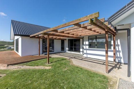 Photo of property in 14 Centre Road, Matamau, Dannevirke, 4977