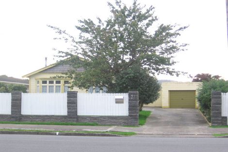 Photo of property in 27 Porutu Street, Fairfield, Lower Hutt, 5011