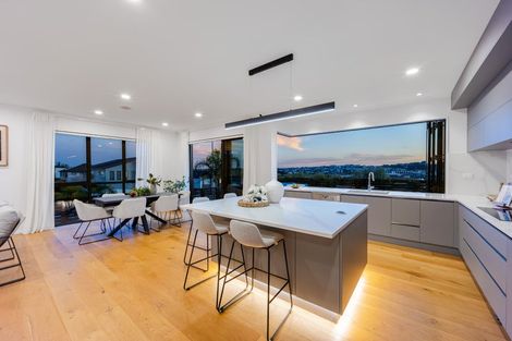 Photo of property in 73 Headsail Drive, Long Bay, Auckland, 0630