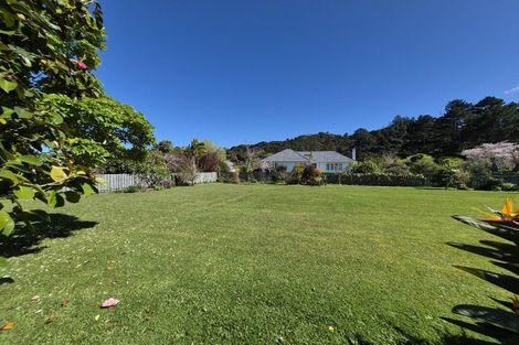 Photo of property in 85 Watt Street, Coromandel, 3506
