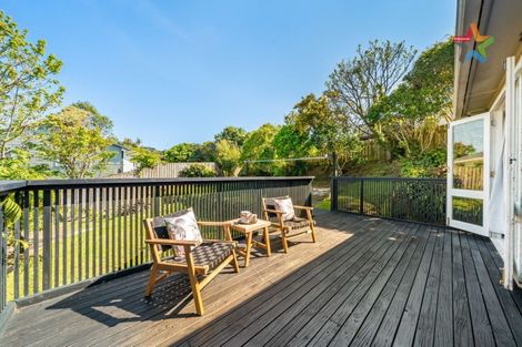 Photo of property in 3 Montgomery Avenue, Karori, Wellington, 6012