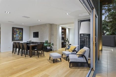 Photo of property in 25 Huntly Road, Campbells Bay, Auckland, 0630