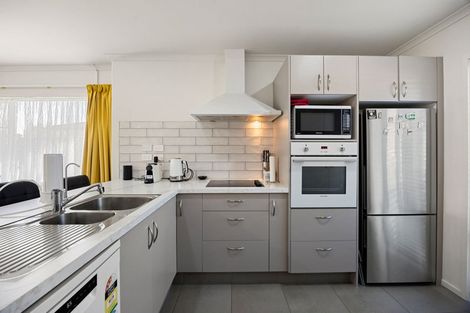 Photo of property in Rosehill Lifestyle Village, 16/182 Gleneagles Drive, Te Awamutu, 3800
