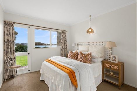 Photo of property in 30 Sanctuary Point, Sunnyhills, Auckland, 2010