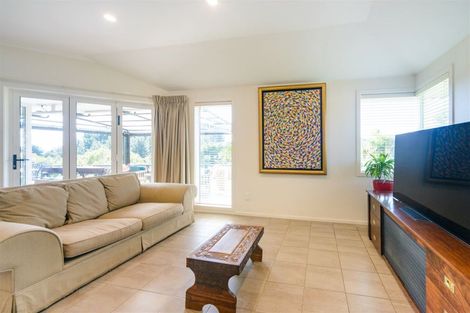 Photo of property in 71 Polson Hill Drive, Aokautere, Palmerston North, 4471