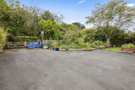 Photo of property in 52 Waldron Crescent, Green Island, Dunedin, 9018