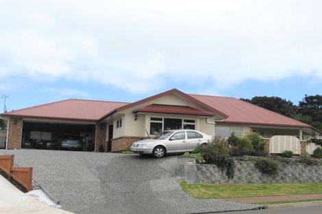 Photo of property in 12 Conifer Grove, Te Kamo, Whangarei, 0112