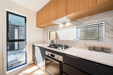 Photo of property in 4/8 Victoria Street, Ebdentown, Upper Hutt, 5018