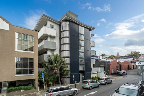 Photo of property in 15/8 Clayton Street, Newmarket, Auckland, 1023