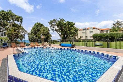 Photo of property in 1i/175 Hurstmere Road, Takapuna, Auckland, 0622