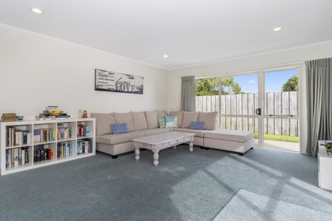 Photo of property in 129 Blake Boulevard, Papamoa Beach, Papamoa, 3118