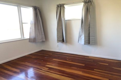 Photo of property in 2 Belgrave Place, Papakura, 2110