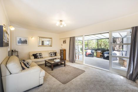 Photo of property in 9 Busby Place, Awapuni, Palmerston North, 4412