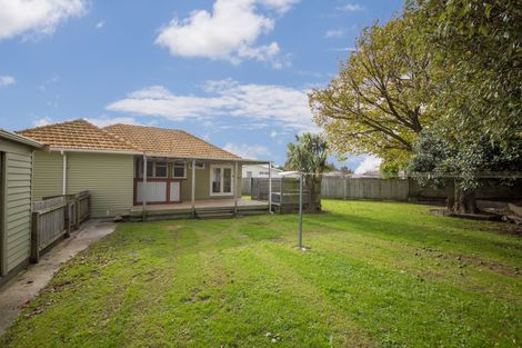 Photo of property in 8 Bradford Place, Awapuni, Palmerston North, 4412