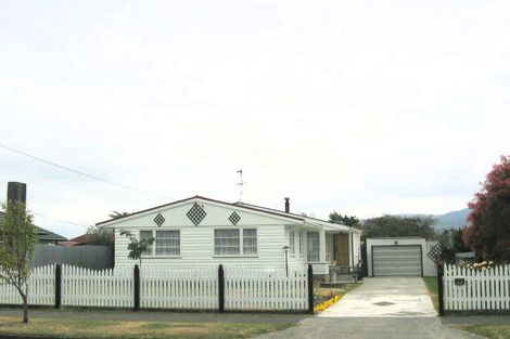Photo of property in 20 Fraser Crescent, Elderslea, Upper Hutt, 5018