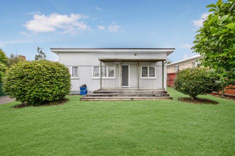 Photo of property in 7 Church Street, Tuakau, 2121