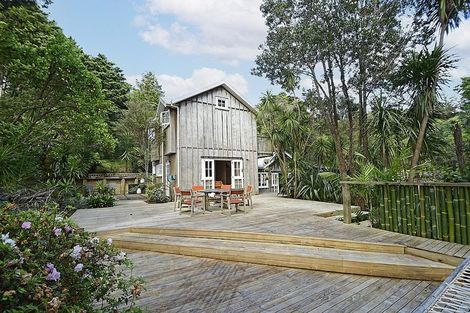 Photo of property in 92 Frost Road, Leigh, Warkworth, 0985