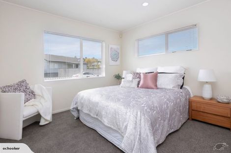 Photo of property in 49 De Quincey Terrace, Highland Park, Auckland, 2010