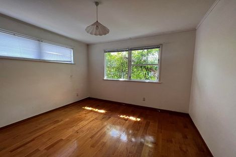 Photo of property in 135 Moore Street, Hillcrest, Auckland, 0627