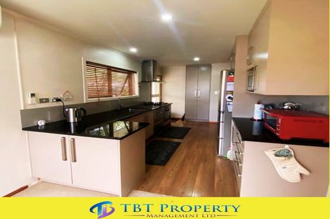 Photo of property in 1/22 Boundary Road, Blockhouse Bay, Auckland, 0600