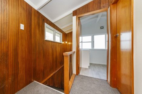 Photo of property in 9 Lewis Place, Highbury, Palmerston North, 4412