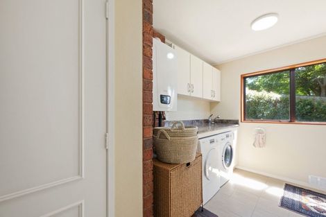 Photo of property in 24 Wychwood Crescent, Springfield, Rotorua, 3015