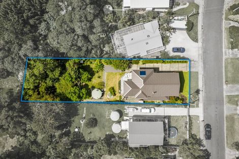 Photo of property in 11 Barrier View Road, Leigh, 0985