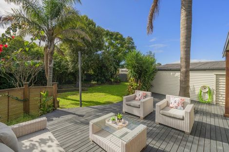 Photo of property in 22 Catherine Crescent, Whitianga, 3510