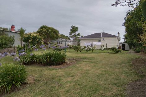 Photo of property in 97 Beach Road, Mellons Bay, Auckland, 2014
