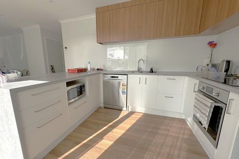 Photo of property in 108b Strand Crescent, Naenae, Lower Hutt, 5011