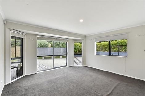 Photo of property in 22 Everlea Place, Alfriston, Auckland, 2105