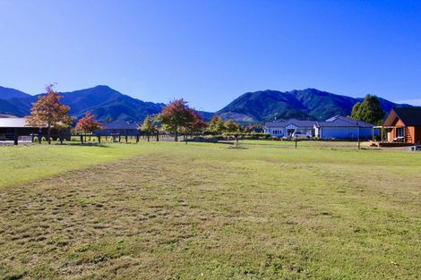 Photo of property in 8 Ewen Place, Hanmer Springs, 7334