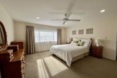 Photo of property in 5a Queensway, Three Kings, Auckland, 1024