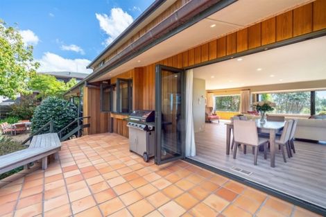 Photo of property in 23 Aberdeen Road, Castor Bay, Auckland, 0620