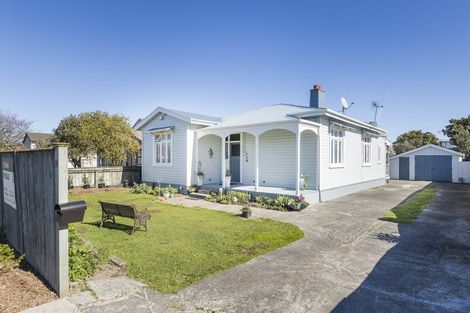 Photo of property in 18 Bryant Street, Takaro, Palmerston North, 4412