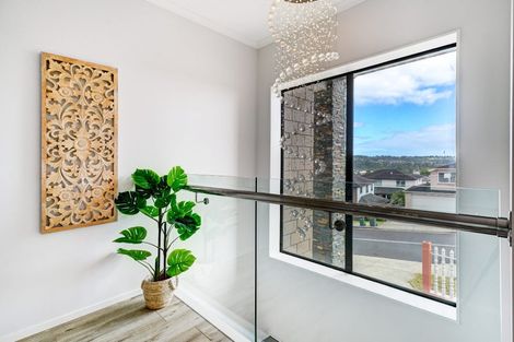 Photo of property in 31 Shibata Rise, Ranui, Auckland, 0612