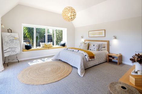 Photo of property in 14 Lynton Road, Bucklands Beach, Auckland, 2012