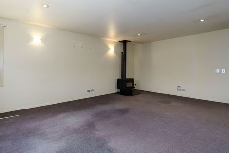 Photo of property in 100 Shields Street, Clyde, 9330